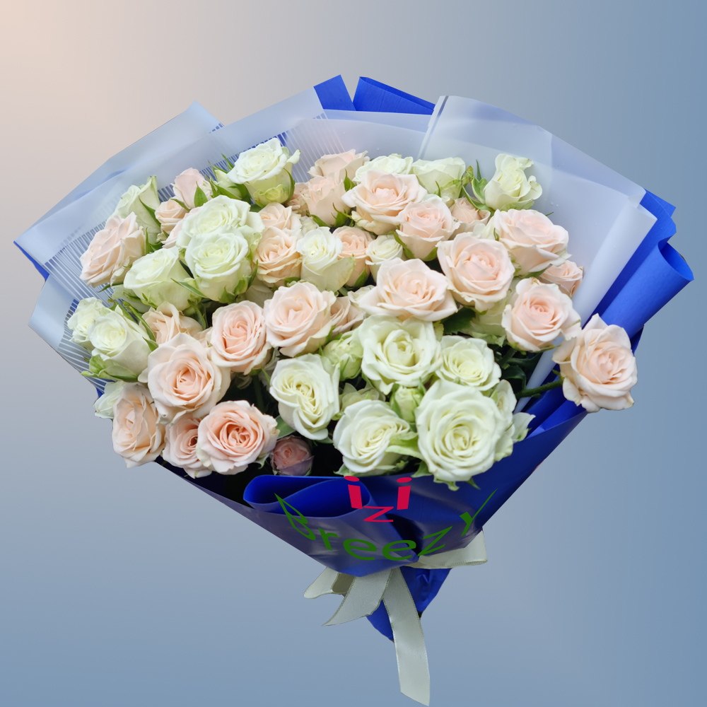 Букет из 11 нежных кустовых роз в Казани Букет из 11 нежных кустовых роз купить